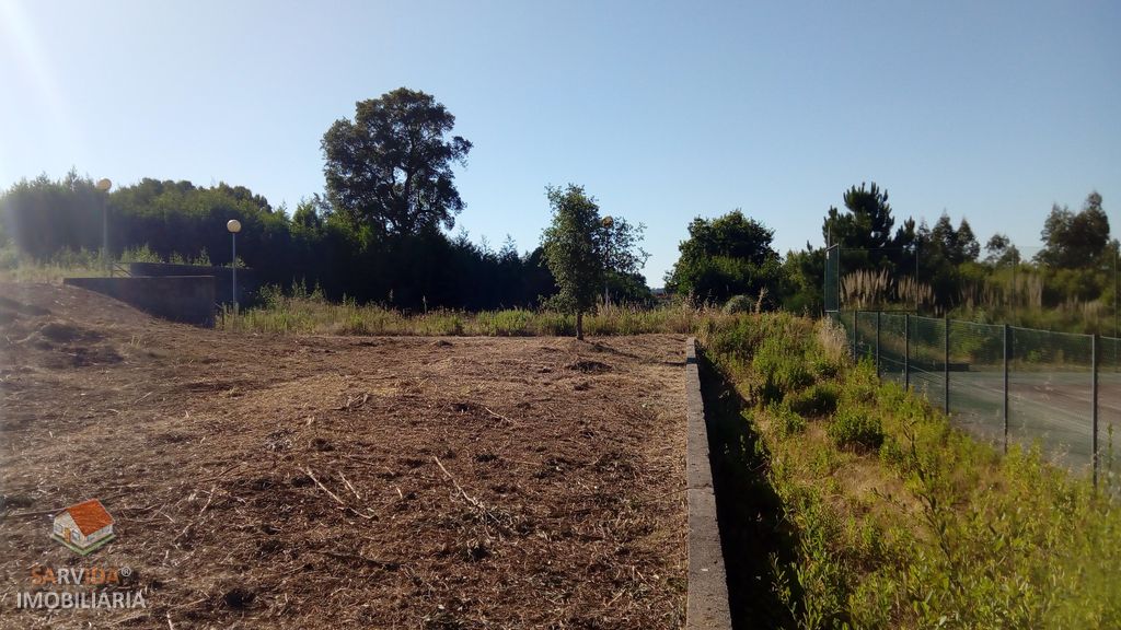 Terreno p/ moradia STST