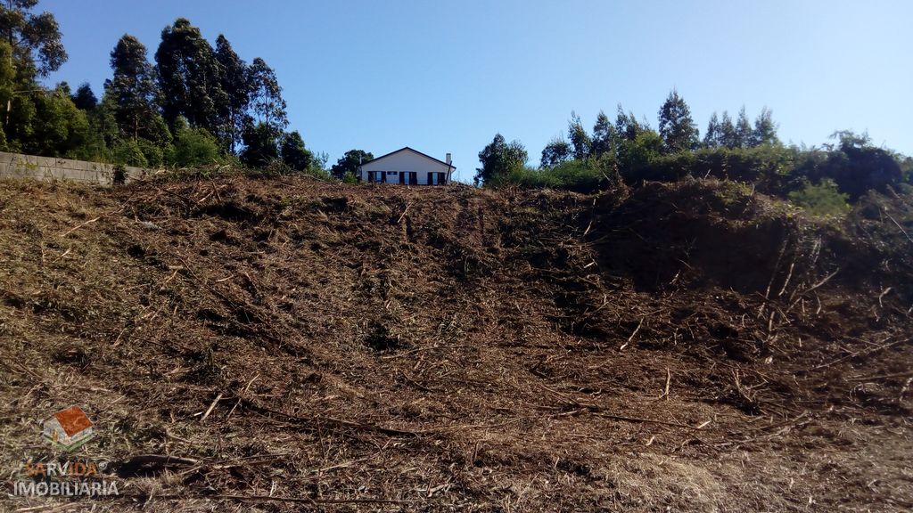 Terreno p/ moradia STST